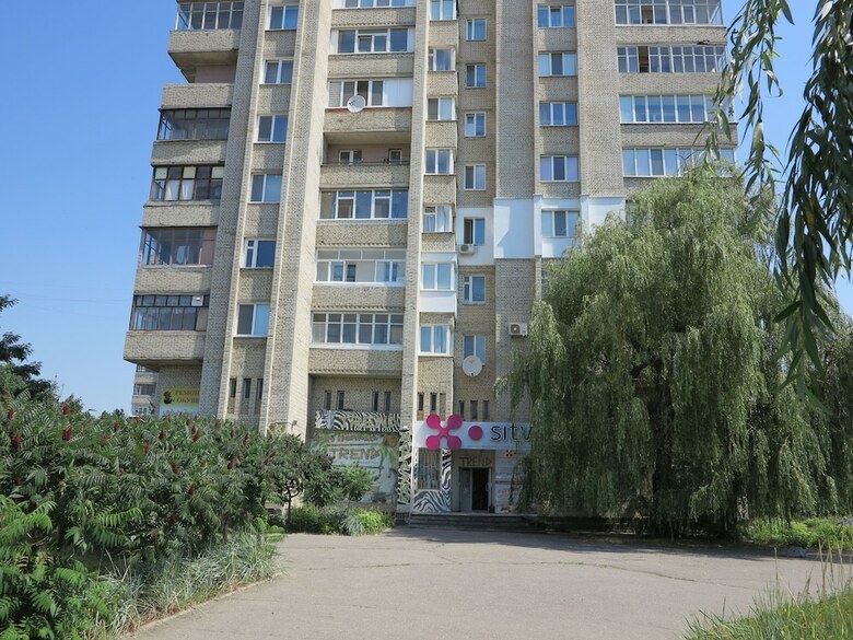 Hotel Royal Suite Near Lake
