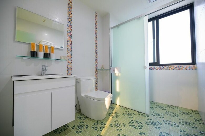 Villa 2 Lane 9 Sea View Homestay