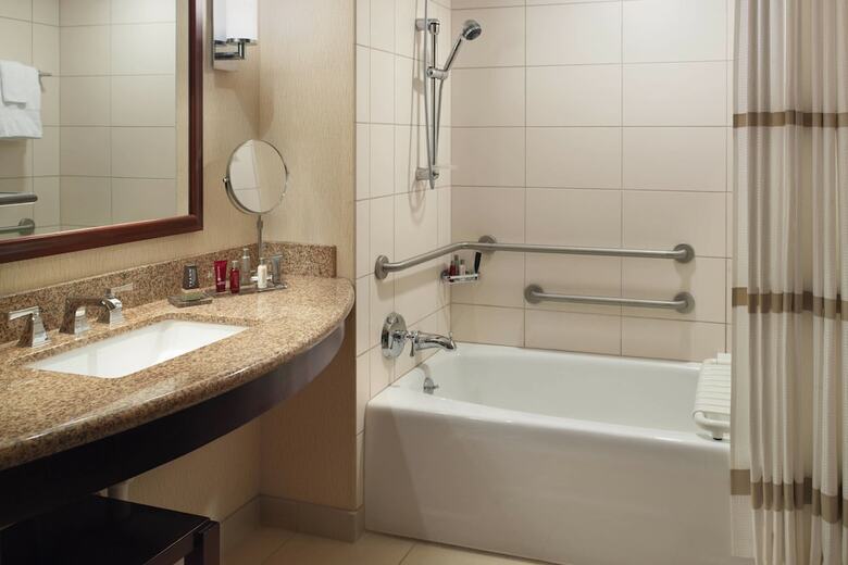 Bloomington-normal Marriott Hotel & Conference Center