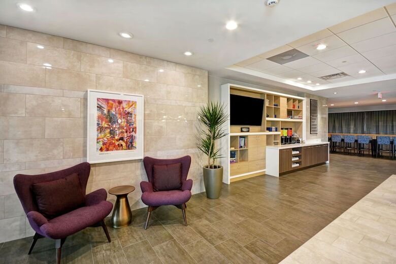 Hotel Home2 Suites By Hilton Plano Legacy West