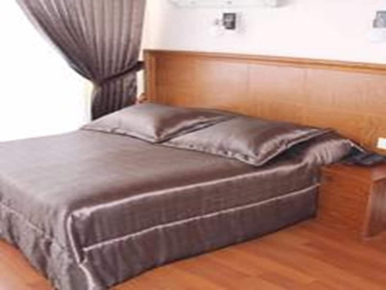 Ucem Hotel