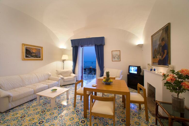 La Caravella Positano Beach, Residence