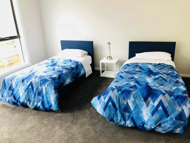 Apollo Bay Seal Apartments