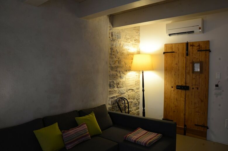 Apartamento Mezzobaiocco - In The Historical District
