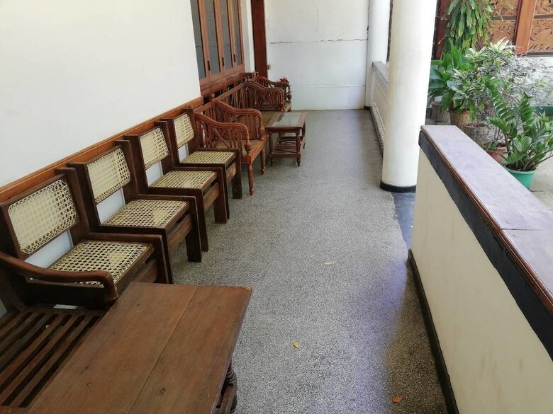 Hotel Ambasewana Resort