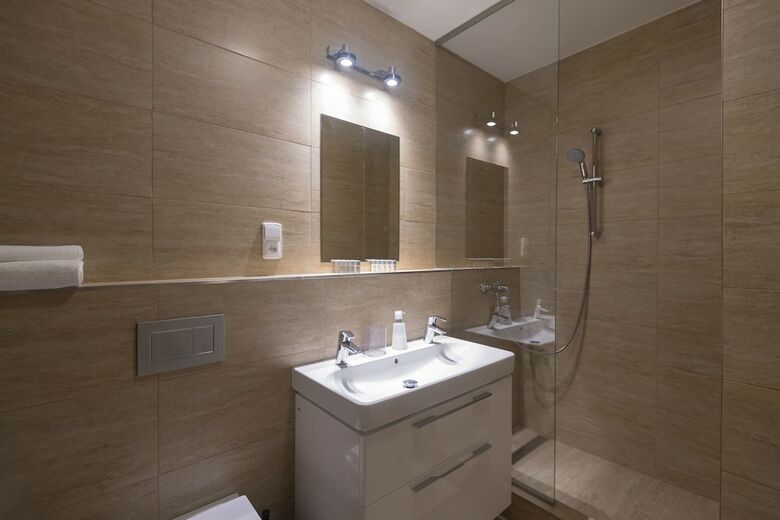 Central Superior Apartments And Suites