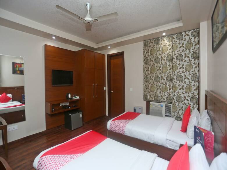 Oyo 5198 Hotel Hcgrand