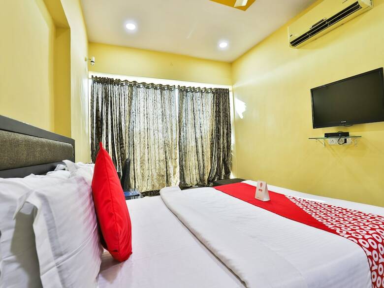 Oyo 14549 Hotel Lotus Residency