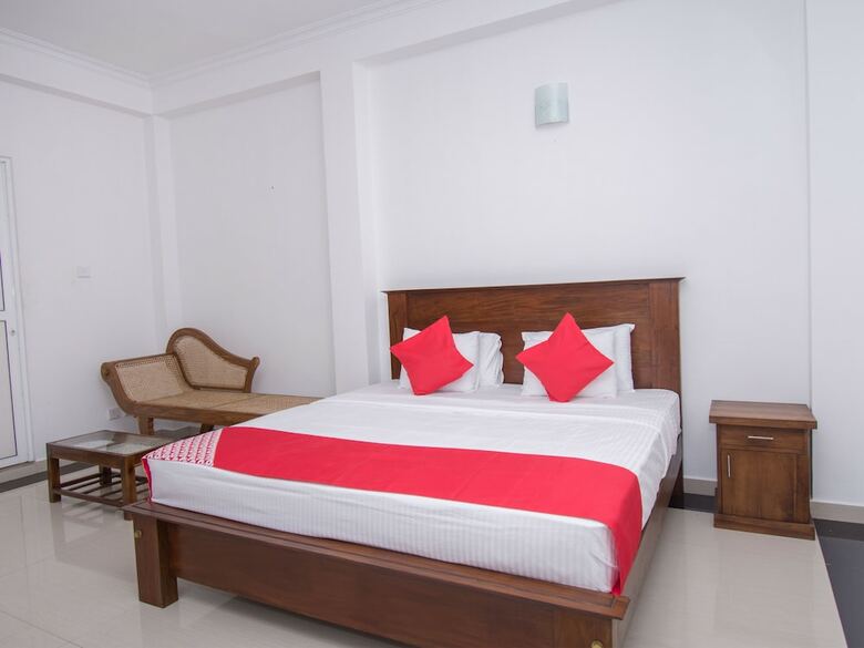 Hotel Oyo 240 Grand Highway Resort