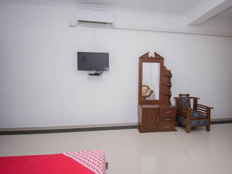 Hotel Oyo 240 Grand Highway Resort