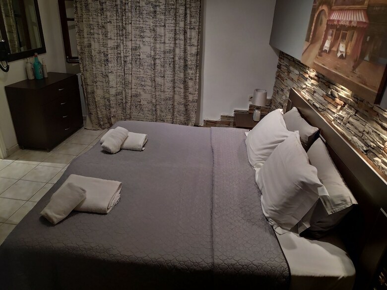 Kensho Skiathos Apartments