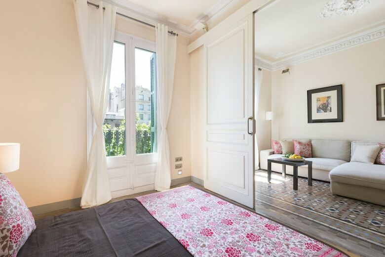 Montaber Apartments - Gran Via-rocafort