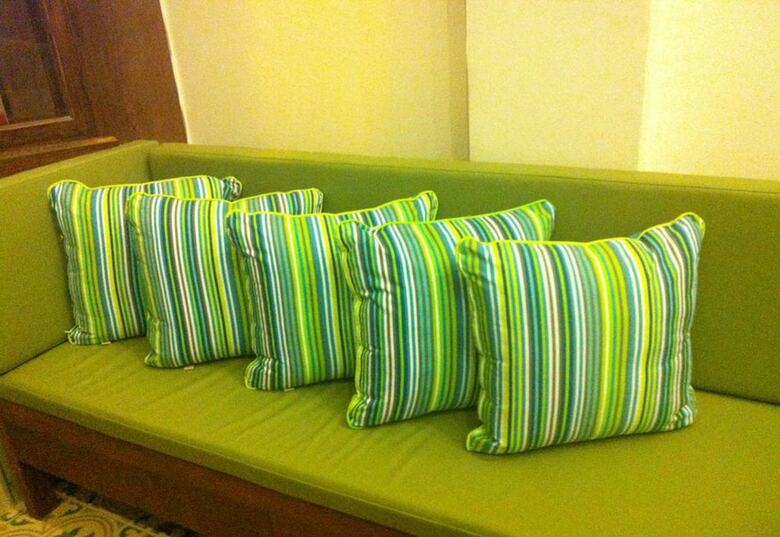 Hostal Happy Traveller Home