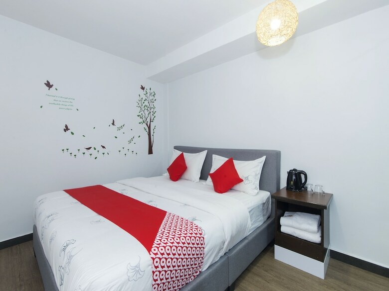 Oyo 893 Hotel Holmes Kelana Jaya