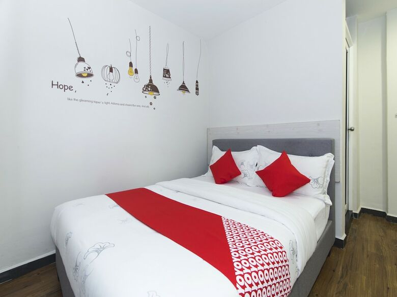 Oyo 893 Hotel Holmes Kelana Jaya