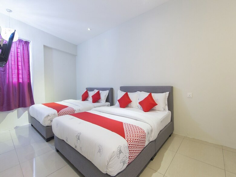 Oyo 893 Hotel Holmes Kelana Jaya