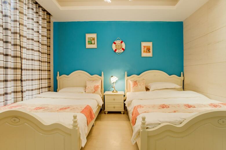Deluxe Villa In Mingyue Mountain And Stream