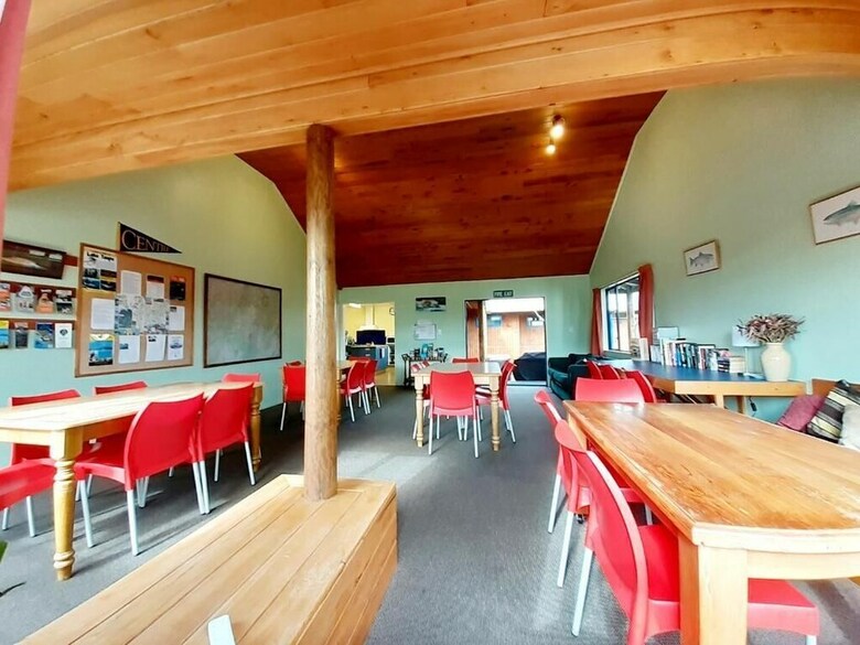 Hostal Golden Fern Backpackers