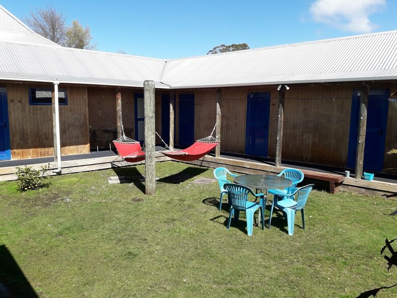 Hostal Golden Fern Backpackers
