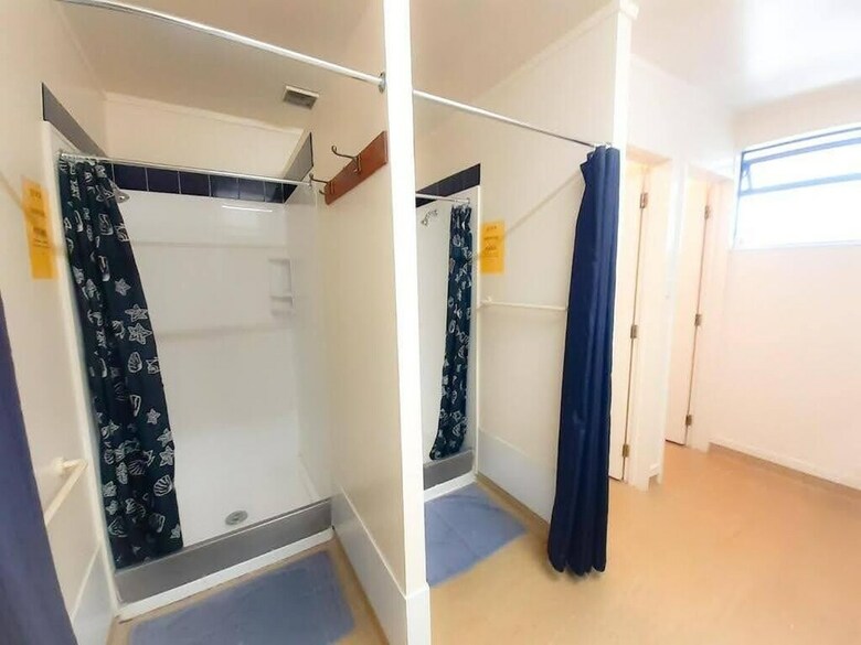Hostal Golden Fern Backpackers