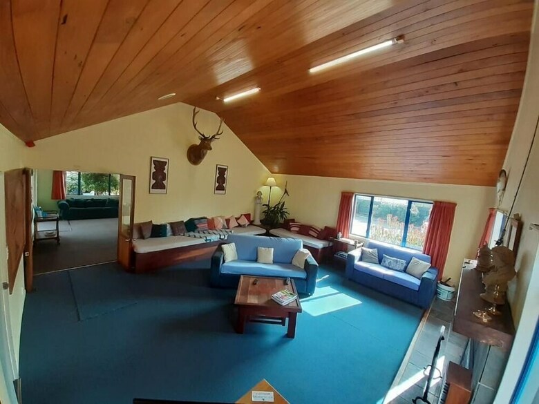 Hostal Golden Fern Backpackers