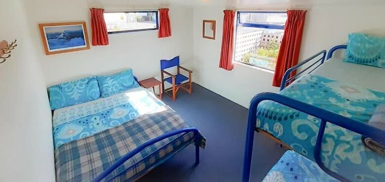 Hostal Golden Fern Backpackers