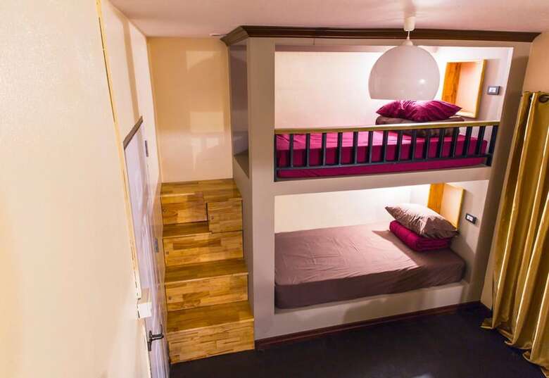 Hostal Sleep Lizm Hostel - Adults Only