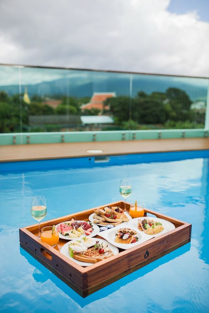 Hotel Pool Suite Chiang Mai