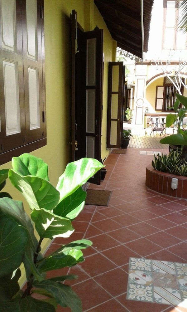 Bed & Breakfast Casugria Dutch Heritage Residence
