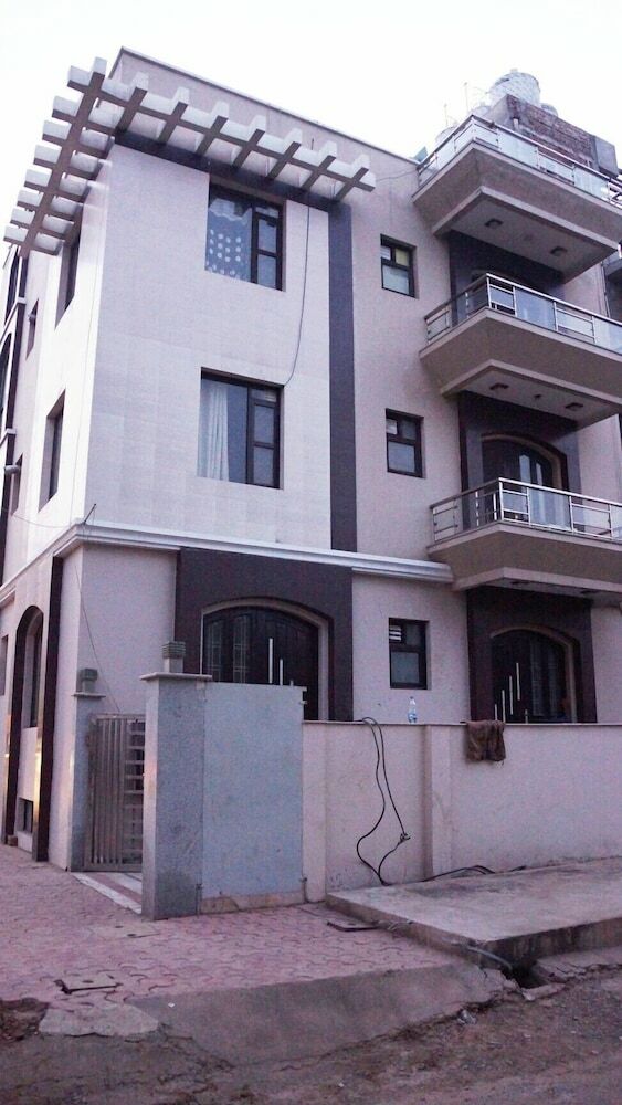 Hotel Maxfort Medicity
