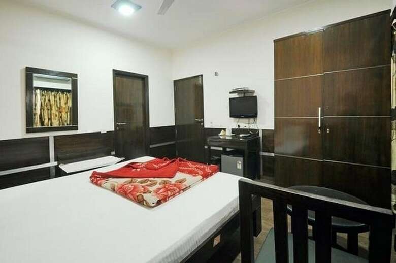 Hotel Maxfort Huda City Centre