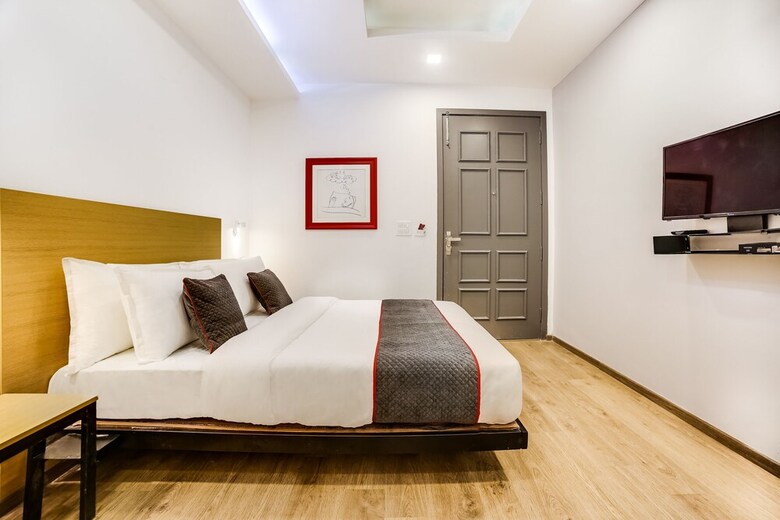 Hotel Oyo Flagship 15228 South City2