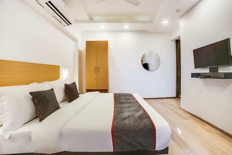 Hotel Oyo Flagship 15228 South City2