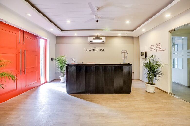 Hotel Oyo Flagship 15228 South City2
