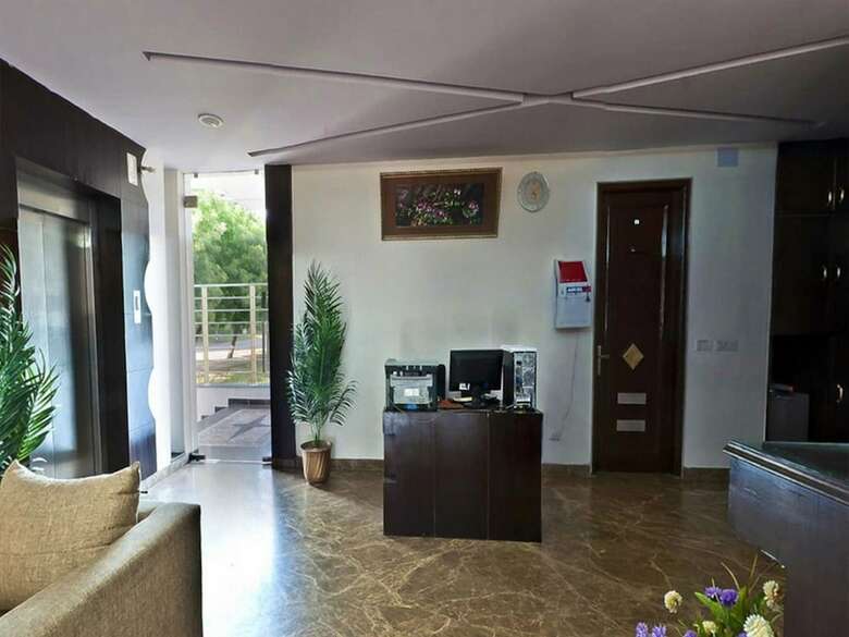 Hotel Maxfort Greenwood City