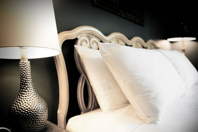 Bed & Breakfast 1 West Inn Waterfront