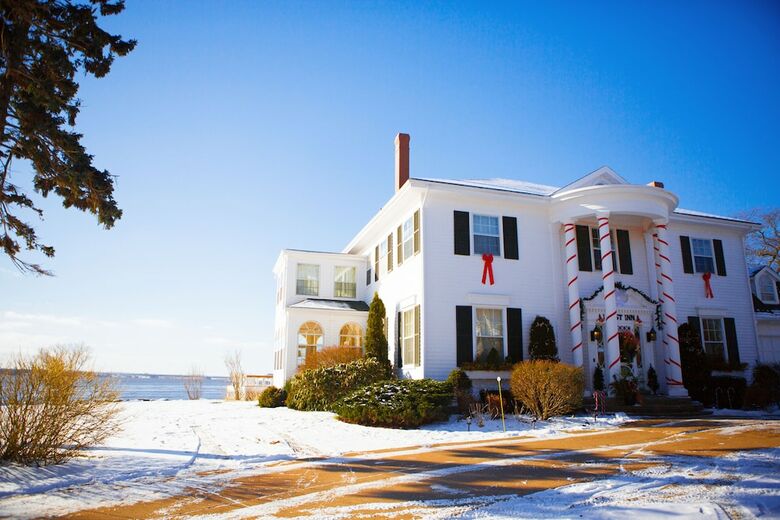 Bed & Breakfast 1 West Inn Waterfront