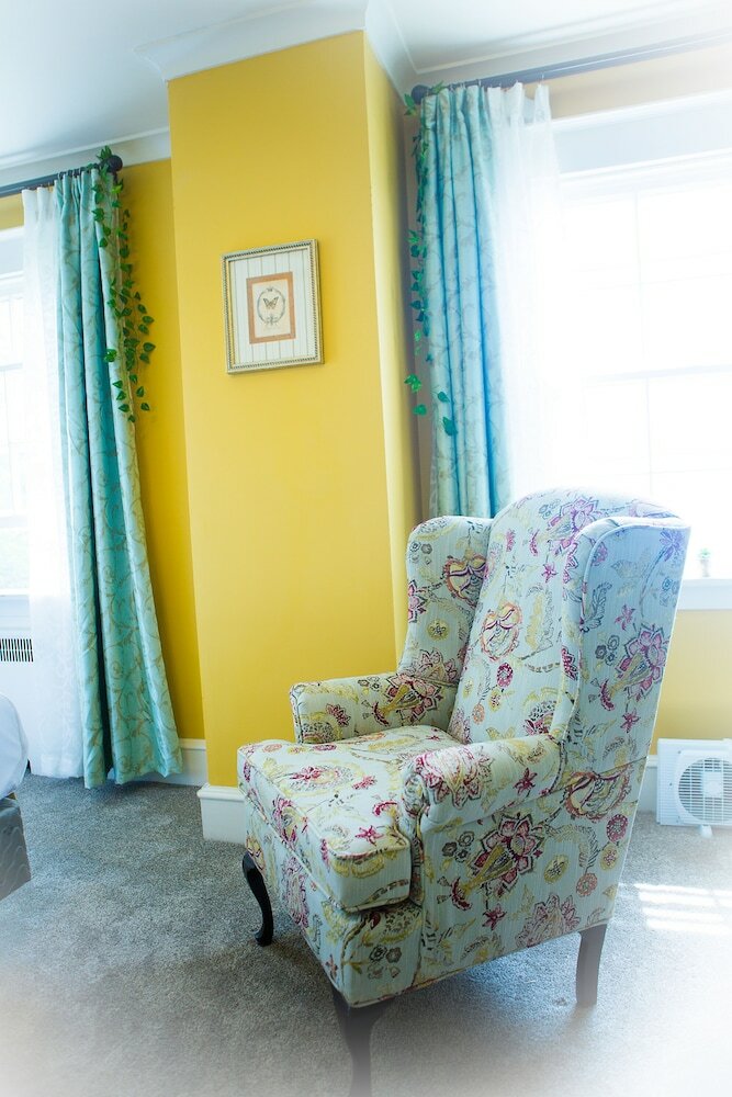 Bed & Breakfast 1 West Inn Waterfront