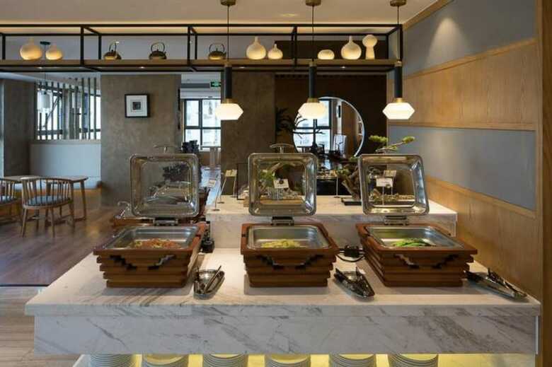Charm City Kai Guan Hotel