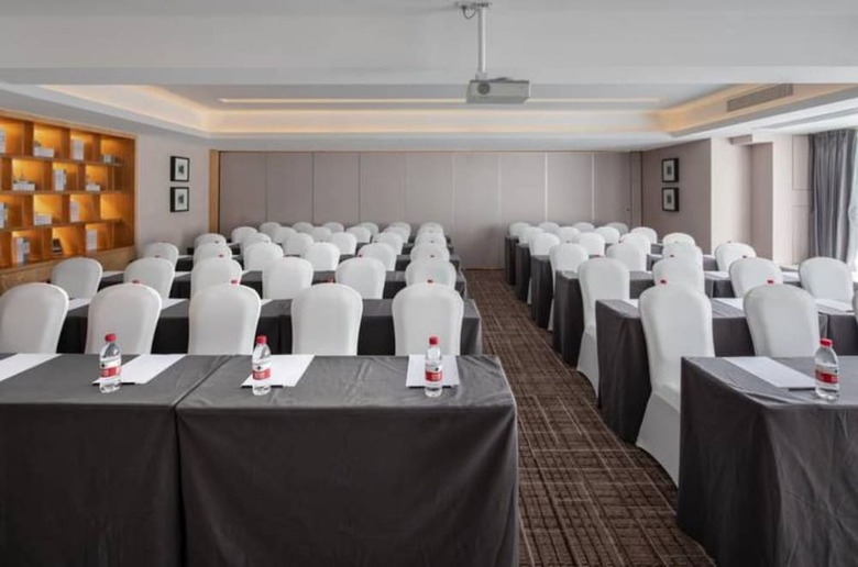 Charm City Kai Guan Hotel