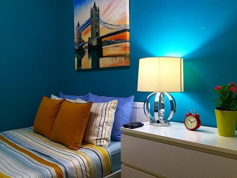 Hotel Gite King Hostels - In Montreal (C�te-saint-paul)