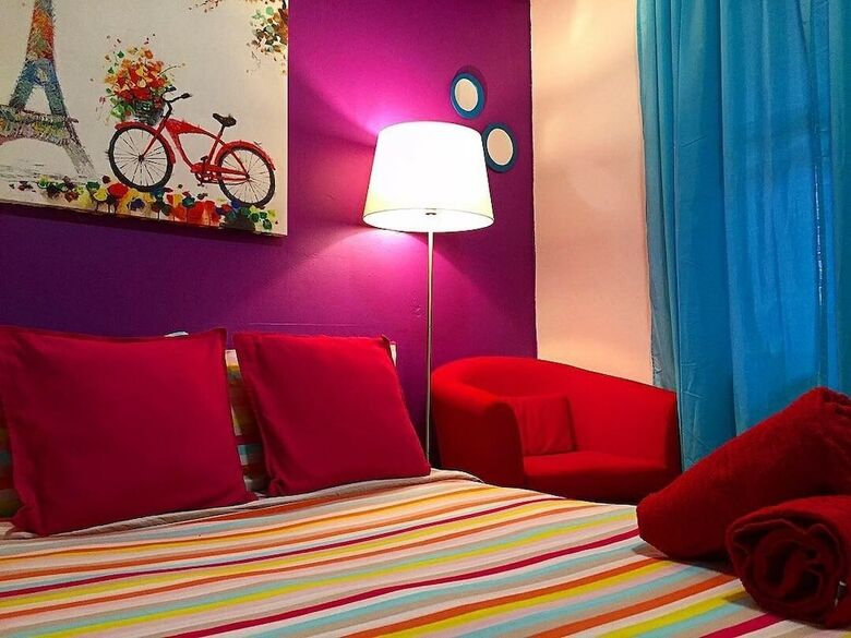 Hotel Gite King Hostels - In Montreal (C�te-saint-paul)