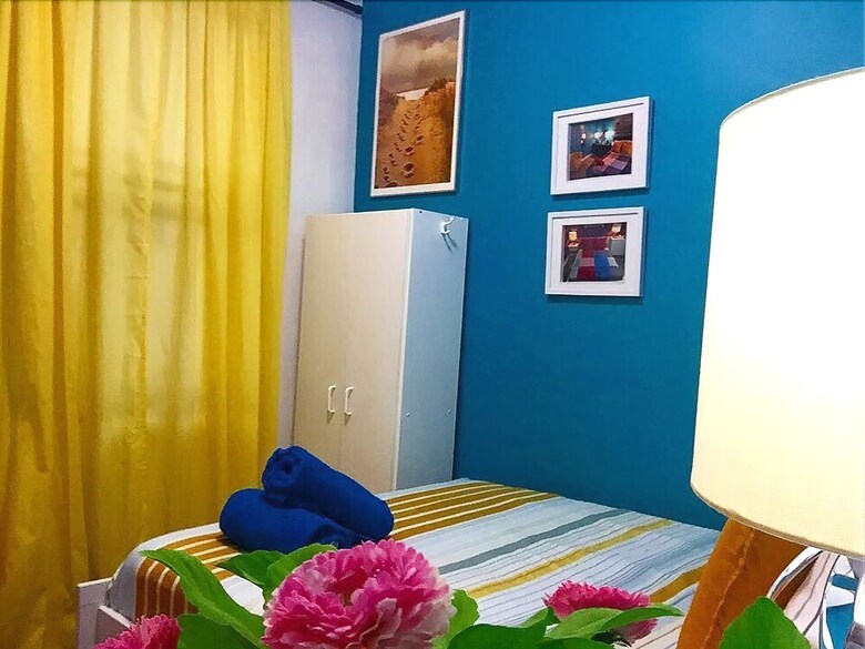Hotel Gite King Hostels - In Montreal (C�te-saint-paul)