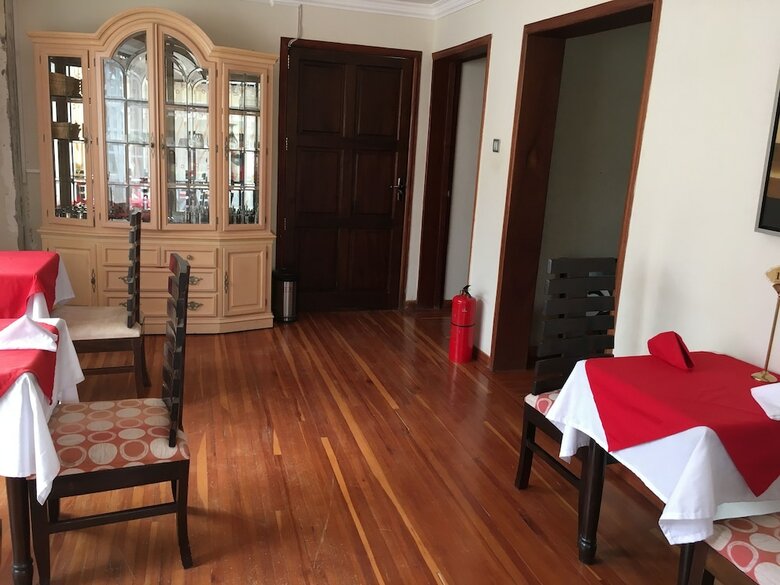 Hotel Karen Ndege House Inn