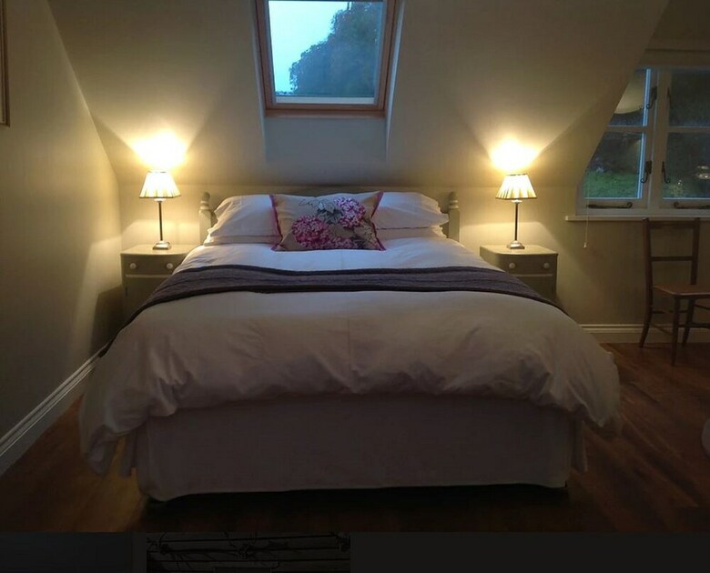 Field Cottage B&B
