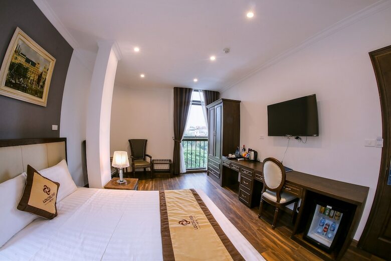 Louisland Hotel