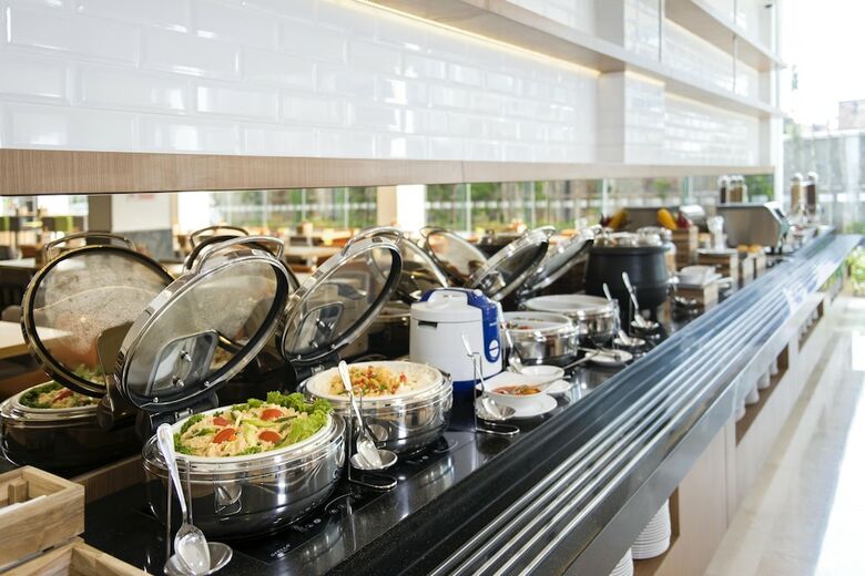 Hotel Holiday Inn Express Jakarta Matraman