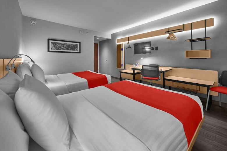 Hotel City Express Saltillo Norte