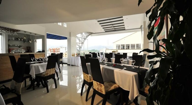 Hotel Bolivar Plaza