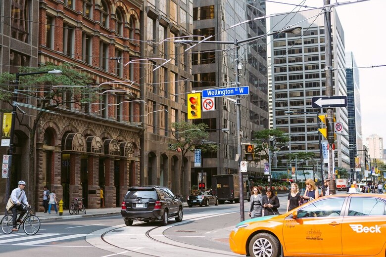 Quickstay - Yorkville Paradise (Yonge & Bloor)